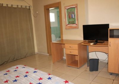 room 4 b
